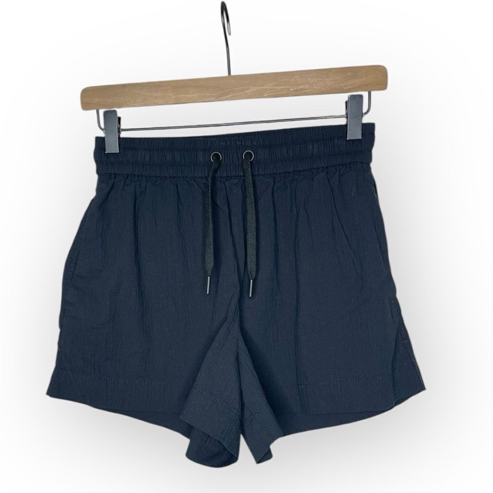 Everlane Organic Cotton Black Seersucker Shorts Size XS